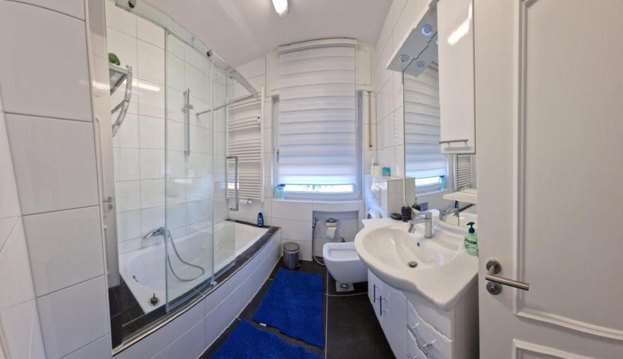 Ferienwohnung In Bielefeld Esterno foto